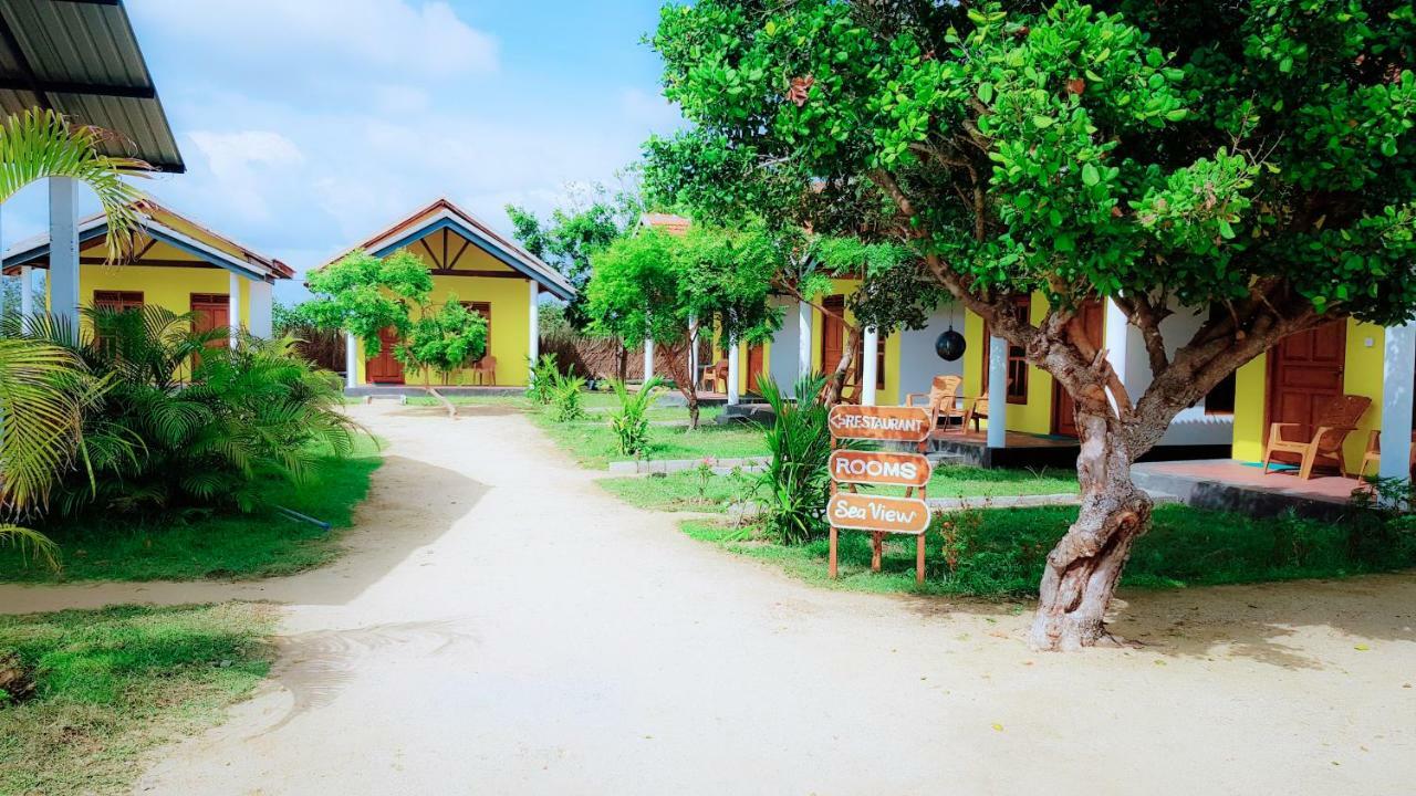 Exotic Beach Hotel Vịnh Arugam Ngoại thất bức ảnh